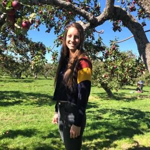 Meet your Posher, Frédérique